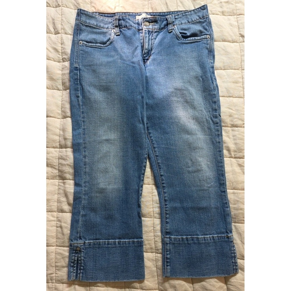 Levi's 515 Women's Light Blue Boot Cut Capri Jeans